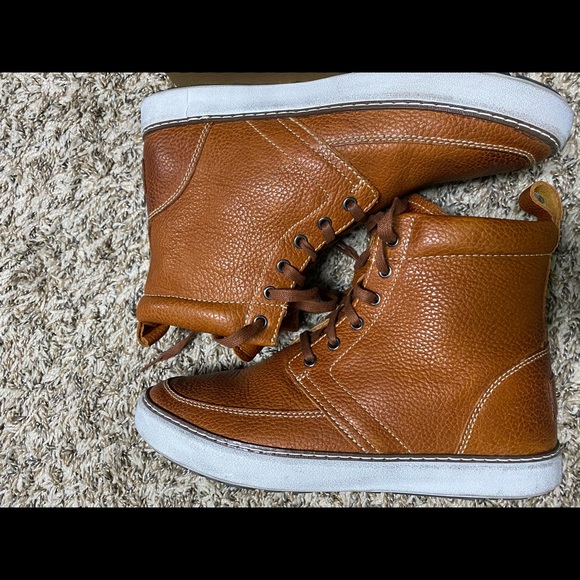 Women’s UGG camel leather lace up boots - Picture 2 of 6